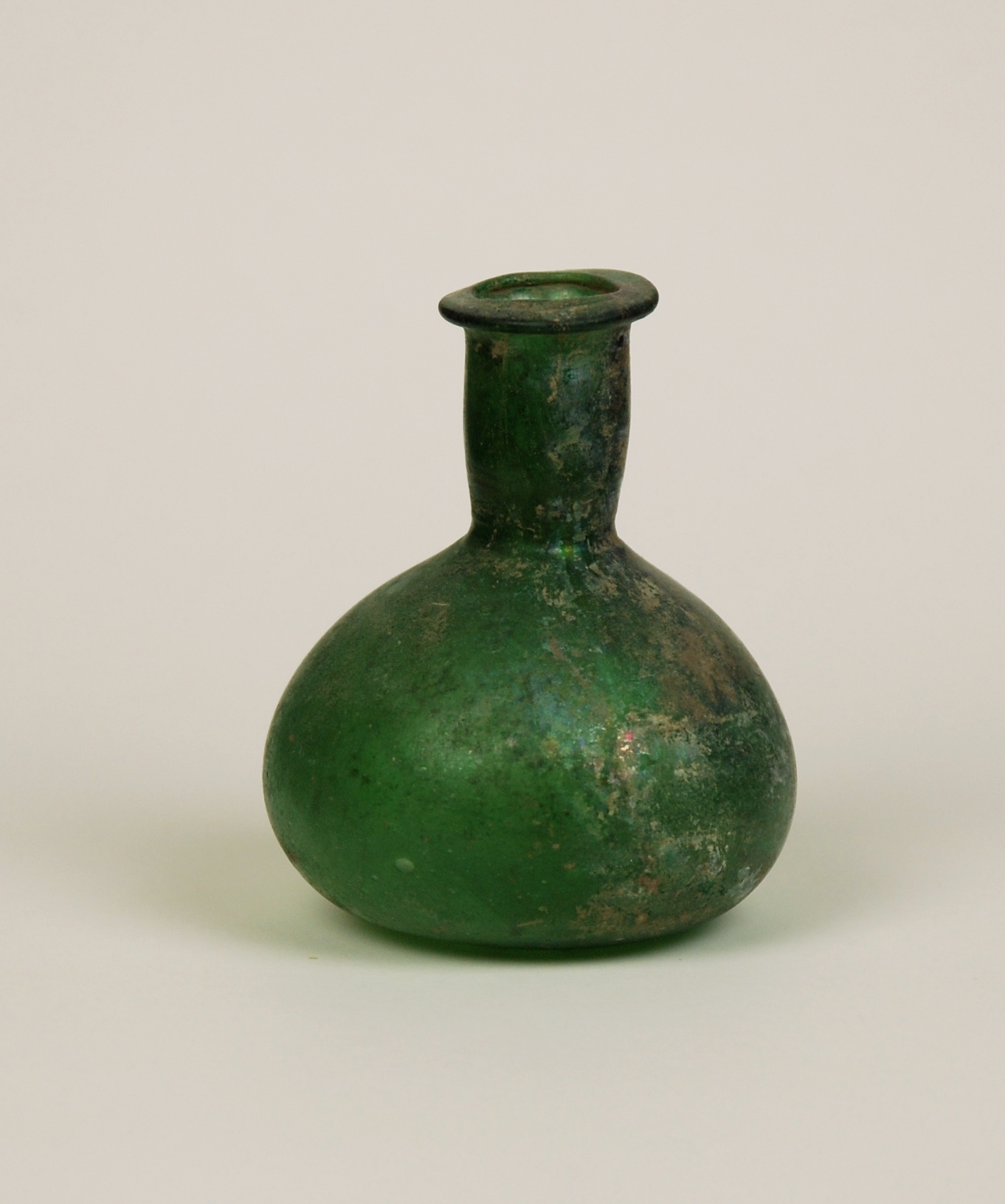 Nauwkeurig gevechten Somatische cel 41R Small Dark Green Bottle | Ancient Glass Blog of The Allaire Collection